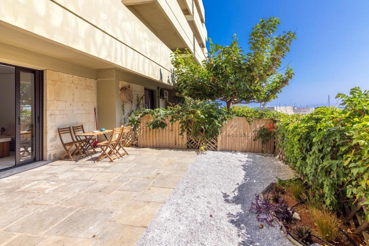 City Center With Free Parking And Port Side View Apartment Ираклио Екстериор снимка