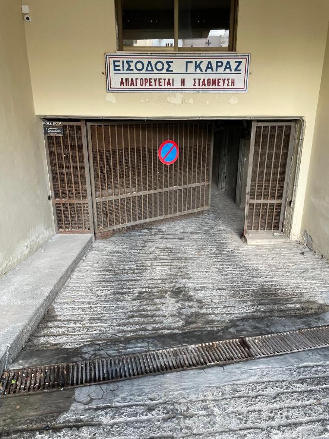 City Center With Free Parking And Port Side View Apartment Ираклио Екстериор снимка